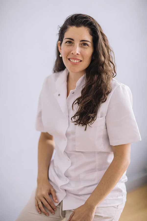 Sara Moreno dermatologa, experta en dermatologia acne cicatrices queloides laser dermatologo psoriasis tratamiento dermatologico dermatologo lleida